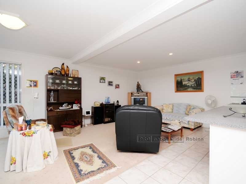 2 Parklane Place, Highland Park QLD 4211