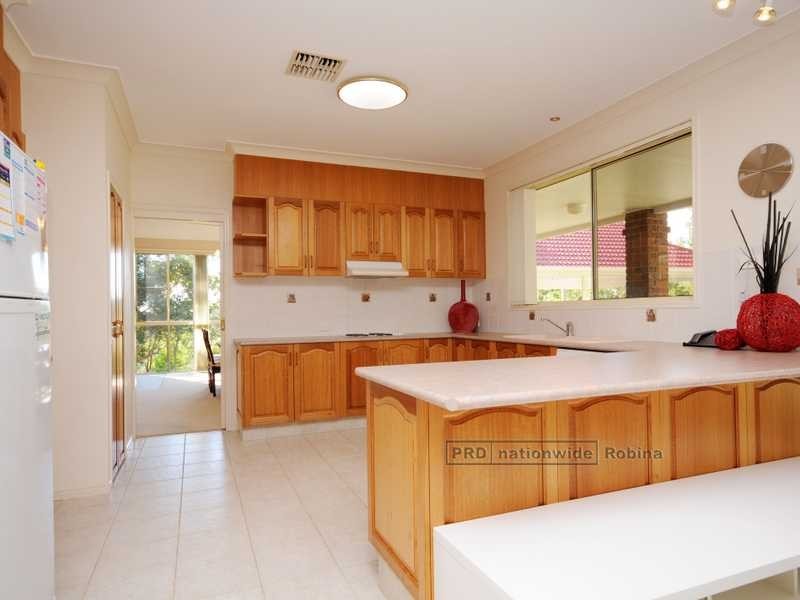 22 Raffles Court, Mudgeeraba QLD 4213