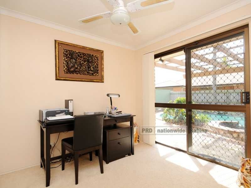 7 Turtle Street, Mermaid Waters QLD 4218