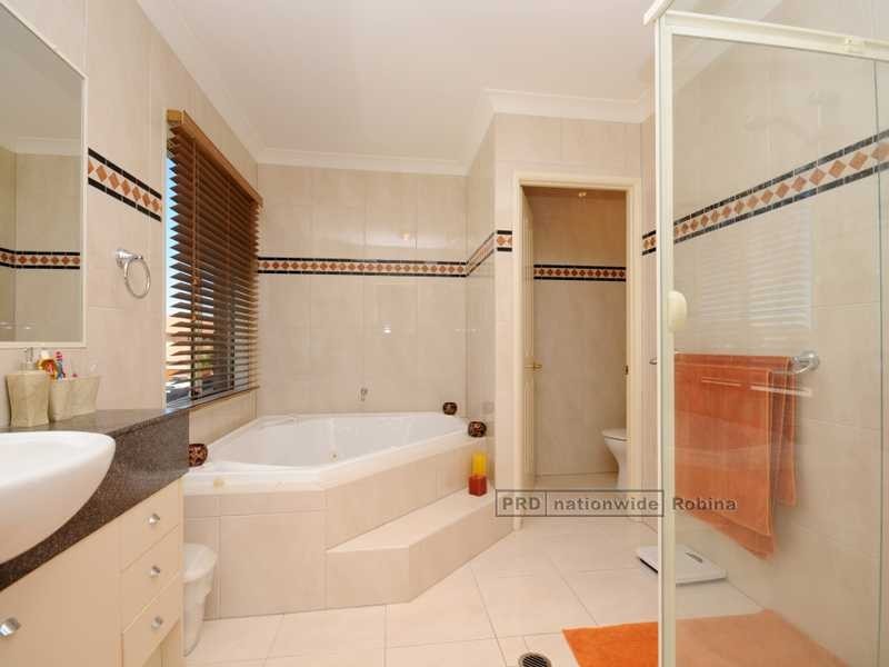 7 Royal View Close, Burleigh Heads QLD 4220