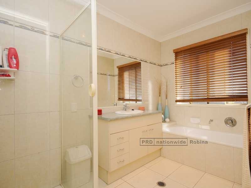 7 Royal View Close, Burleigh Heads QLD 4220