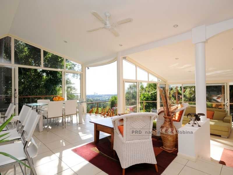 112 Simpsons Road, Currumbin Waters QLD 4223