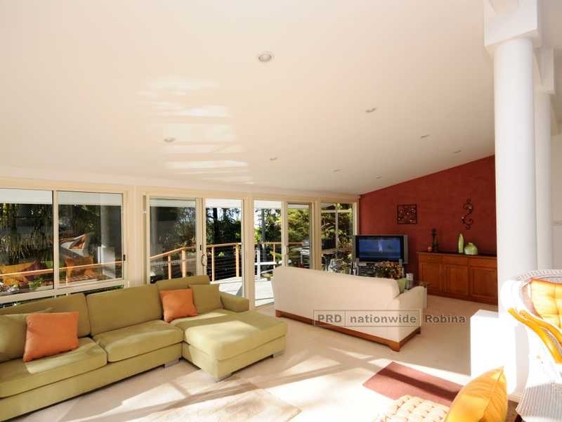 112 Simpsons Road, Currumbin Waters QLD 4223