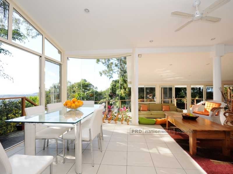 112 Simpsons Road, Currumbin Waters QLD 4223
