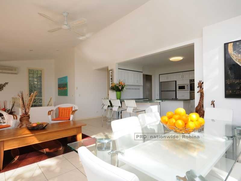 112 Simpsons Road, Currumbin Waters QLD 4223