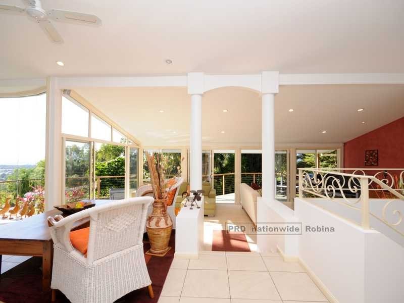 112 Simpsons Road, Currumbin Waters QLD 4223