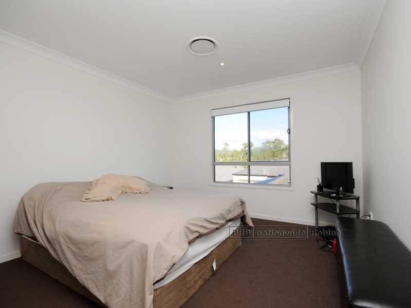 3/24 Campelles Avenue, Varsity Lakes QLD 4227