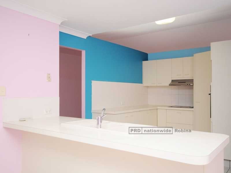 12 Maidstone Place, Robina QLD 4226