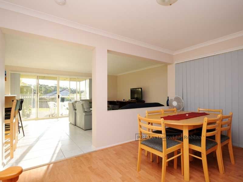 17 Torrey Place, Robina QLD 4226