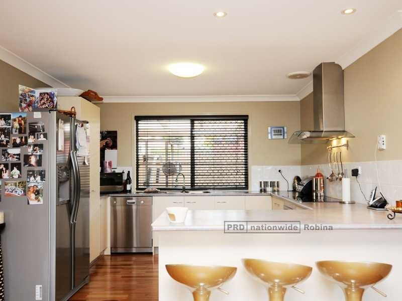 8 Altos Court, Mudgeeraba QLD 4213