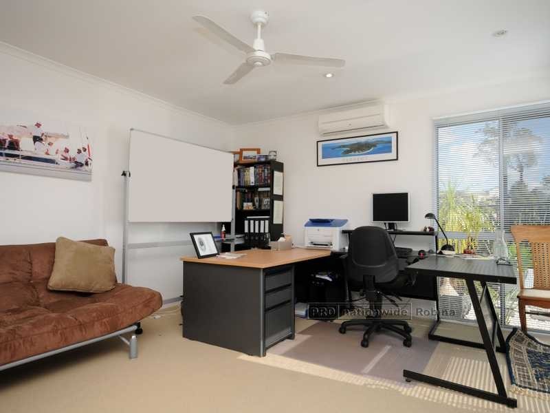 2/12 Port Peyra Crescent, Varsity Lakes QLD 4227