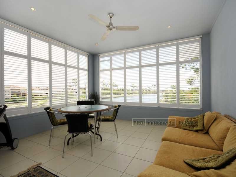 2/12 Port Peyra Crescent, Varsity Lakes QLD 4227