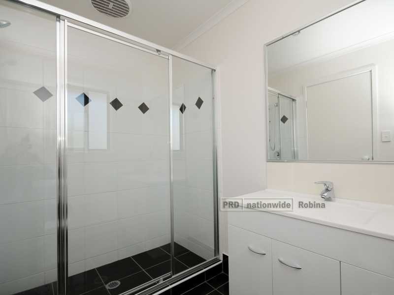 4 Viburnum Street, Varsity Lakes QLD 4227