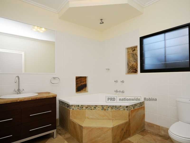 68 The Panorama, Tallai QLD 4213