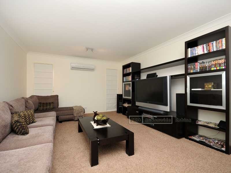 11 Boambee Court, Reedy Creek QLD 4227