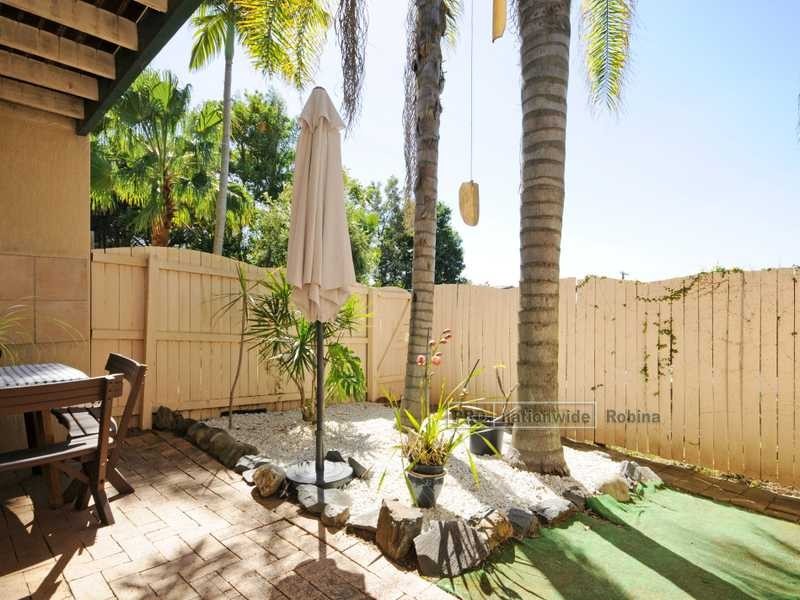 Unit 4/4 Sherwood Close, Mudgeeraba QLD 4213