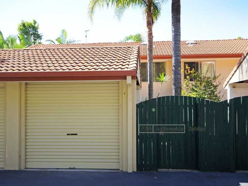 Unit 4/4 Sherwood Close, Mudgeeraba QLD 4213