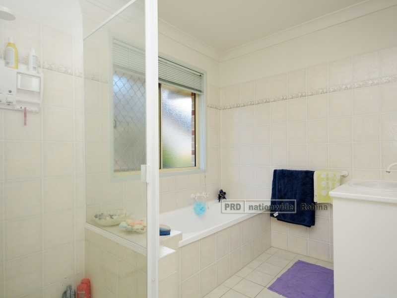 5 Maddison Street, Mudgeeraba QLD 4213