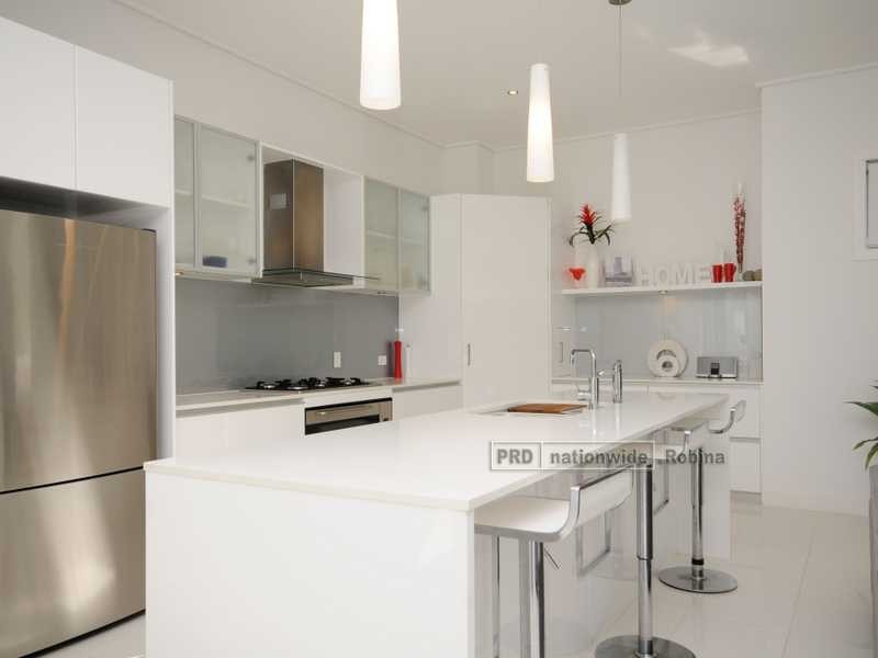 19 Auriga Court, Robina QLD 4226