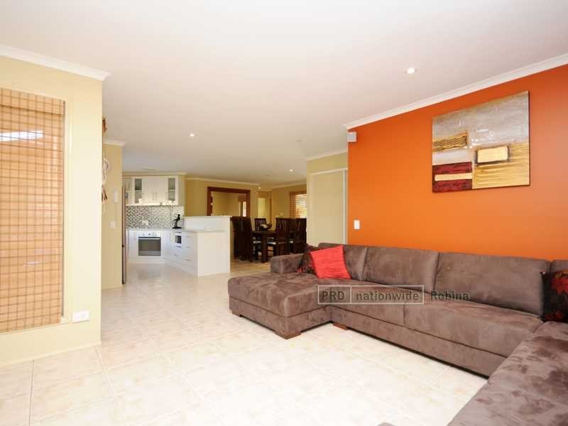 36 Roundelay Drive, Varsity Lakes QLD 4227