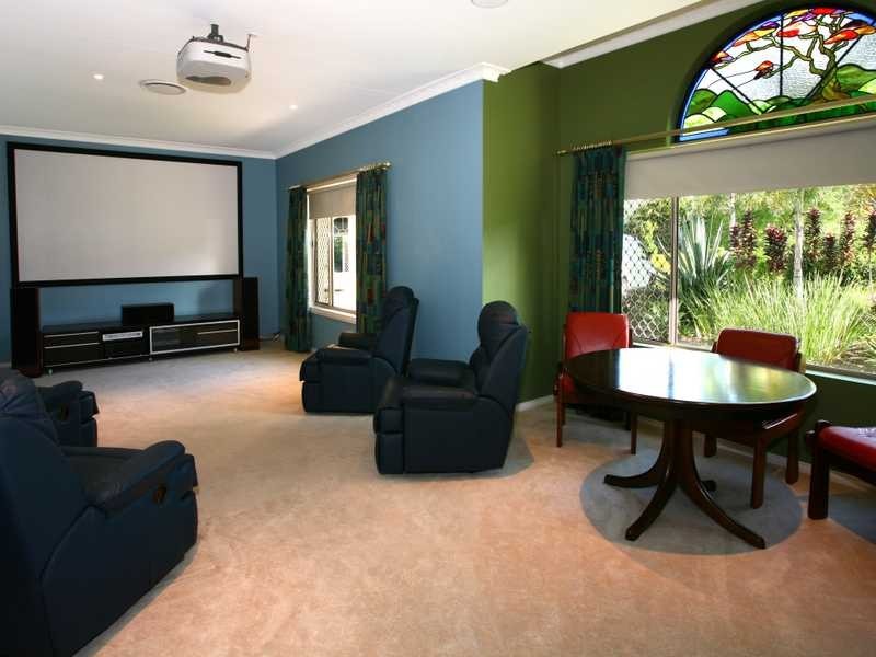 3 Utopia Court, Tallai QLD 4213