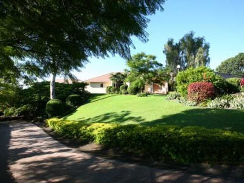 3 Utopia Court, Tallai QLD 4213