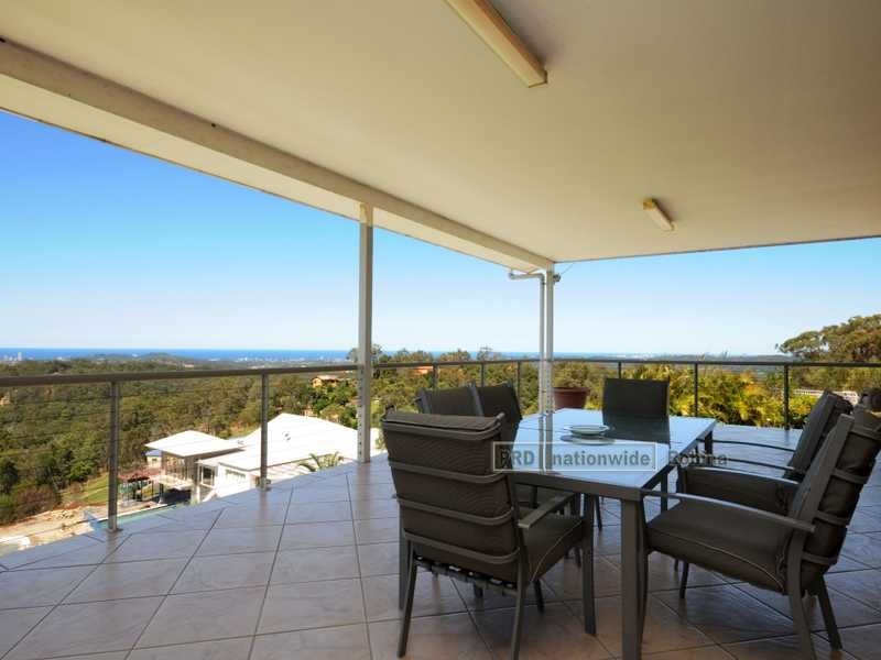 328 Chesterfield Drive, Bonogin QLD 4213