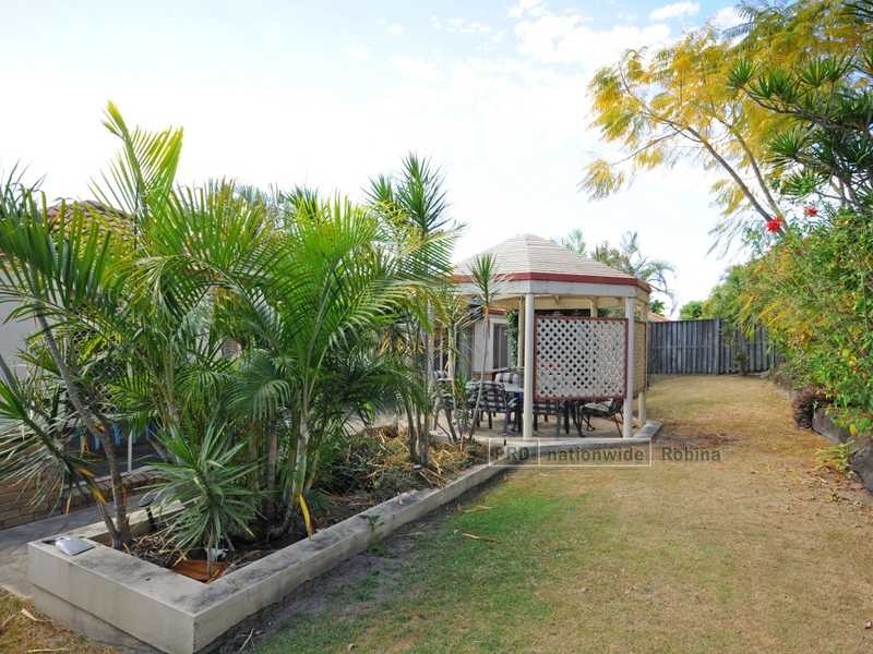 9 Wiltshire Drive, Mudgeeraba QLD 4213