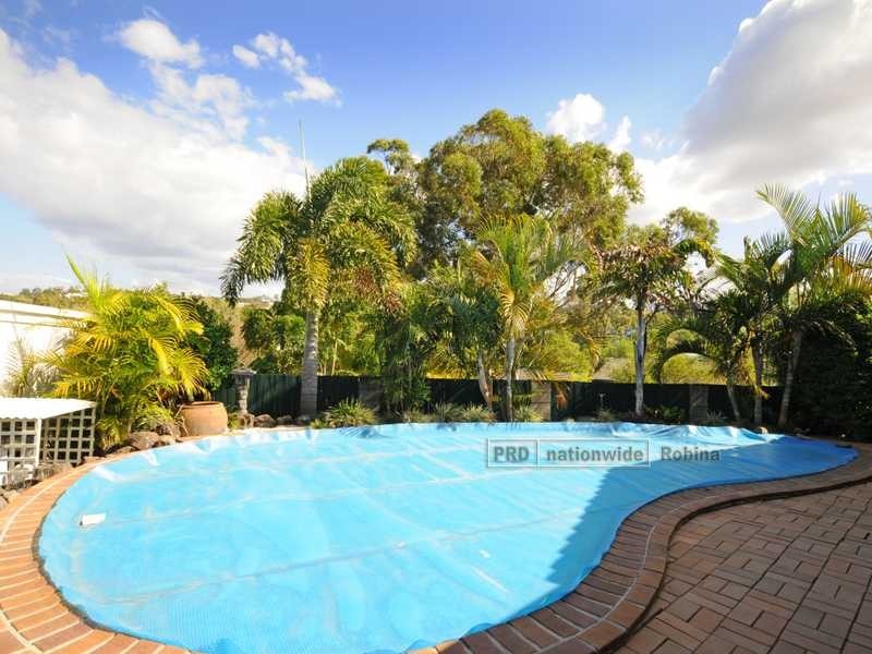 12 Angus Court, Highland Park QLD 4211
