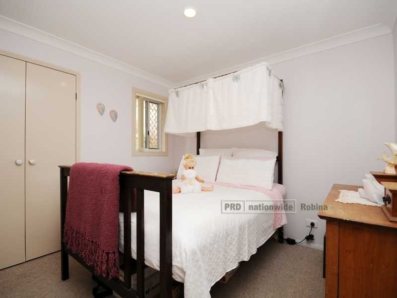 12 Angus Court, Highland Park QLD 4211