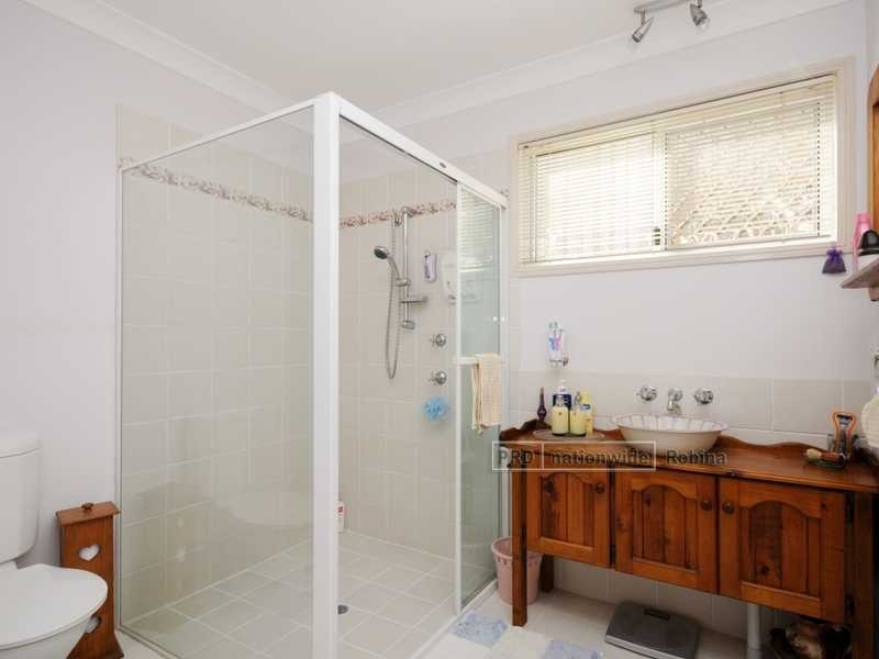 12 Angus Court, Highland Park QLD 4211