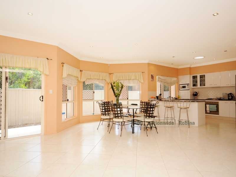 11 Riverlilly Street, Reedy Creek QLD 4227