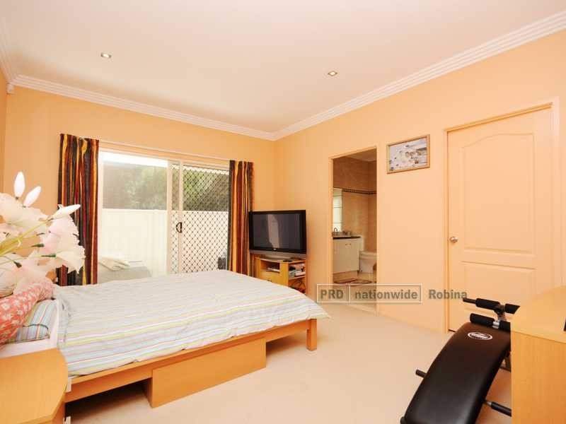 11 Riverlilly Street, Reedy Creek QLD 4227