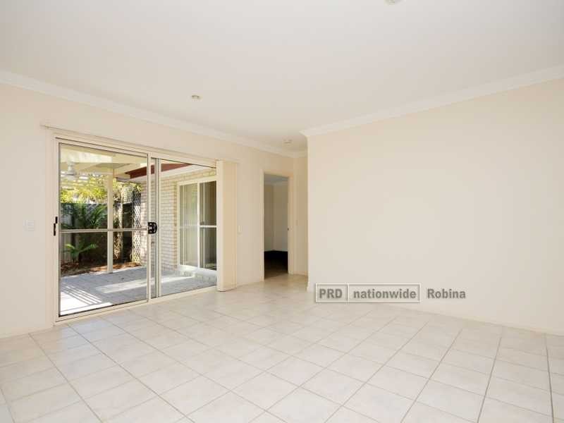 14 Fiddlewood Place, Reedy Creek QLD 4227