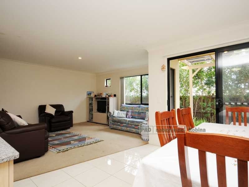 Unit 3/45 Hillridge Crescent, Varsity Lakes QLD 4227
