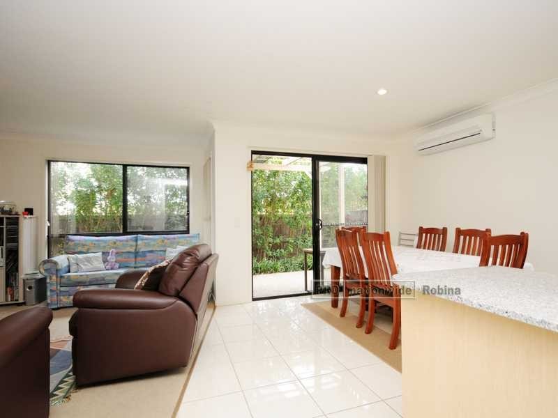 Unit 3/45 Hillridge Crescent, Varsity Lakes QLD 4227