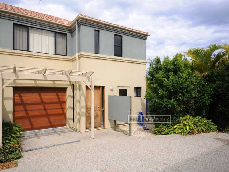 Unit 3/45 Hillridge Crescent, Varsity Lakes QLD 4227