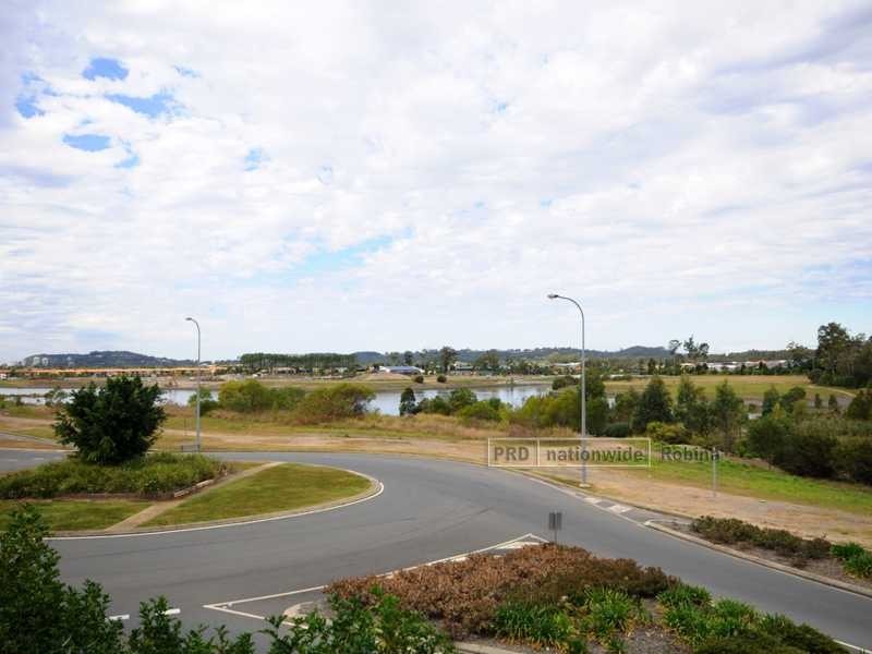 Unit 3/45 Hillridge Crescent, Varsity Lakes QLD 4227