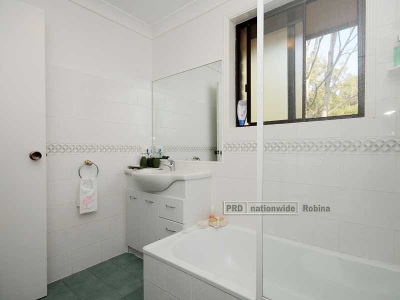 Unit 24/8 Sherwood Close, Mudgeeraba QLD 4213