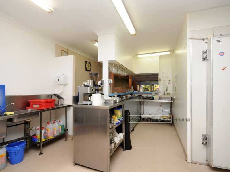 Shop 5/217-219 Ron Penhaligon Way, Robina QLD 4226