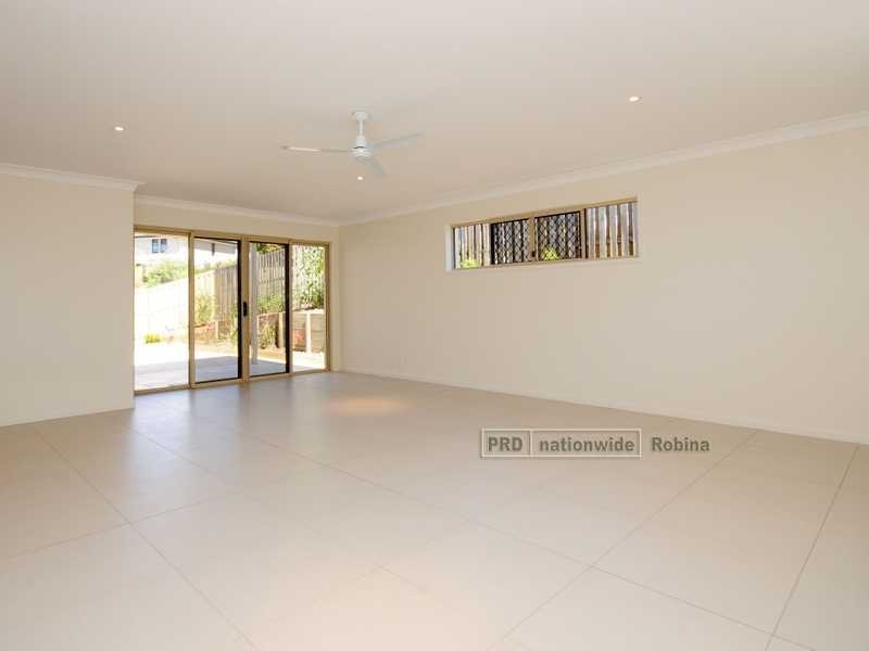 21 Angelia Lane, Merrimac QLD 4226