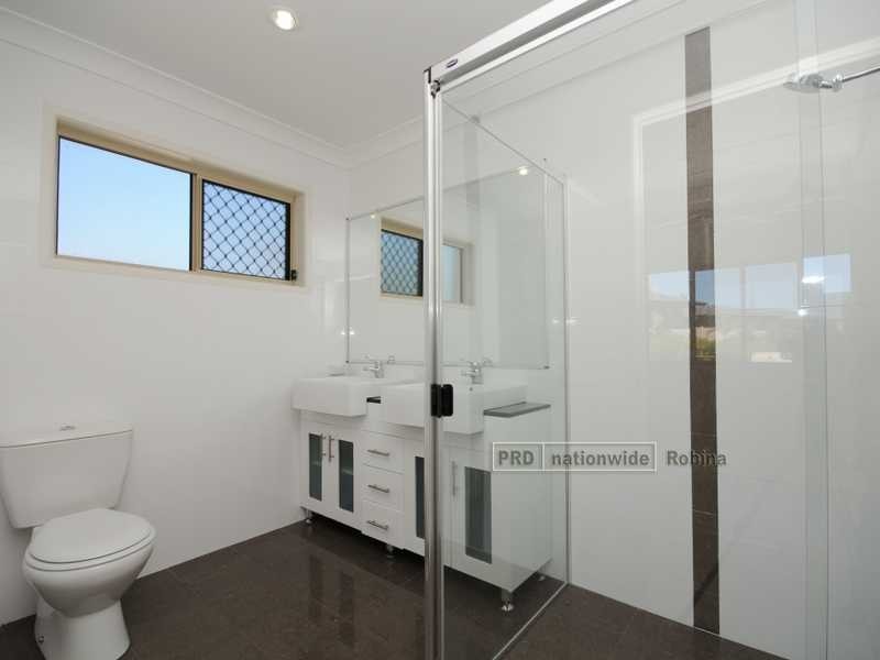 21 Angelia Lane, Merrimac QLD 4226