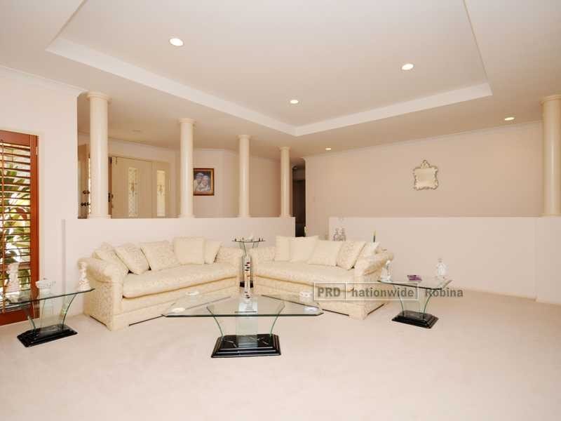 66 Concord Circuit, Robina QLD 4226