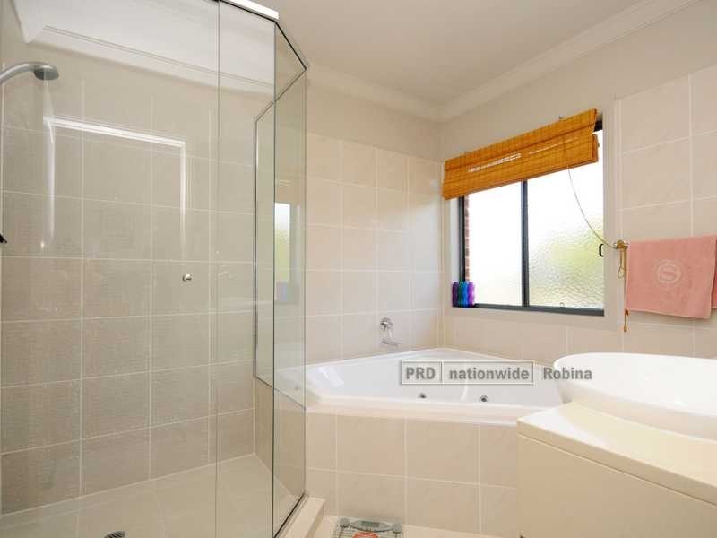 Unit 11/55 Paradise Springs Avenue, Robina QLD 4226