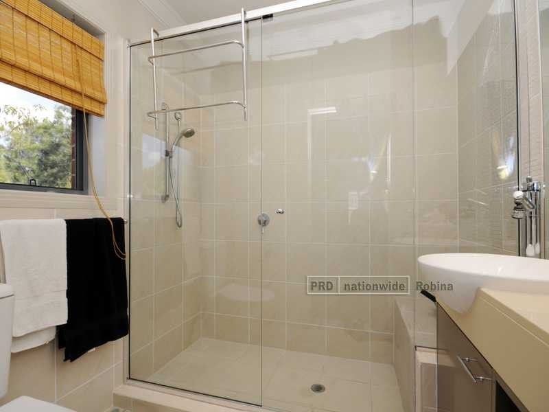 Unit 11/55 Paradise Springs Avenue, Robina QLD 4226