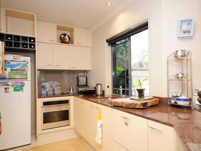 Unit 11/55 Paradise Springs Avenue, Robina QLD 4226