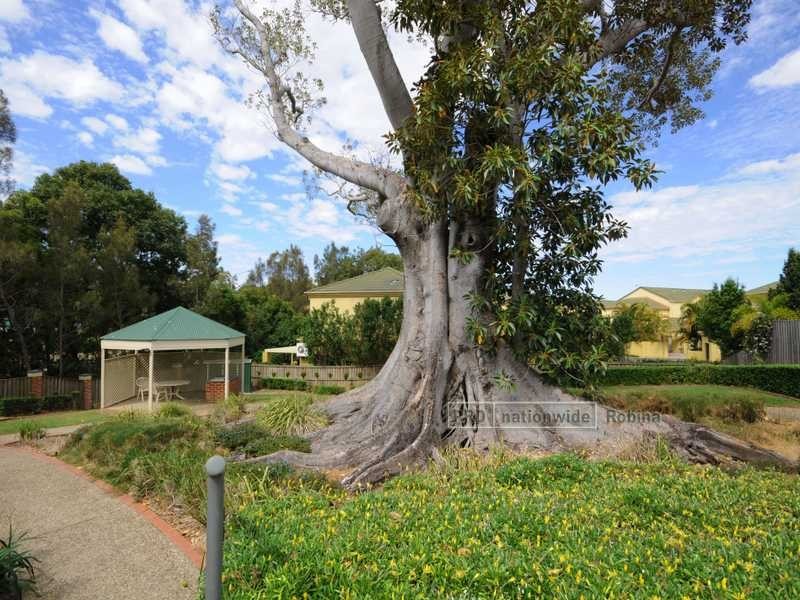 Unit 11/55 Paradise Springs Avenue, Robina QLD 4226