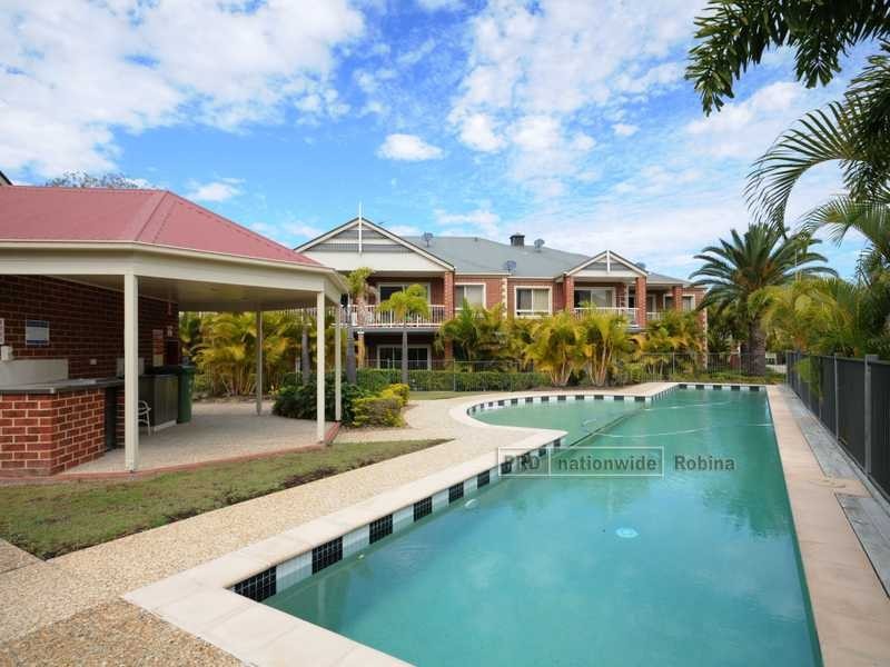 Unit 11/55 Paradise Springs Avenue, Robina QLD 4226
