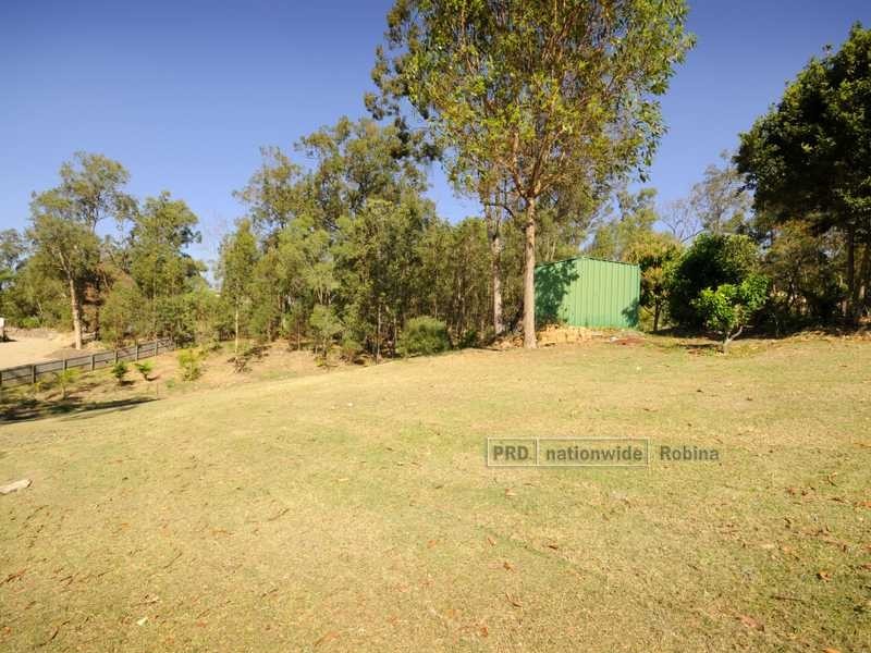 10 Columbine Way, Gaven QLD 4211