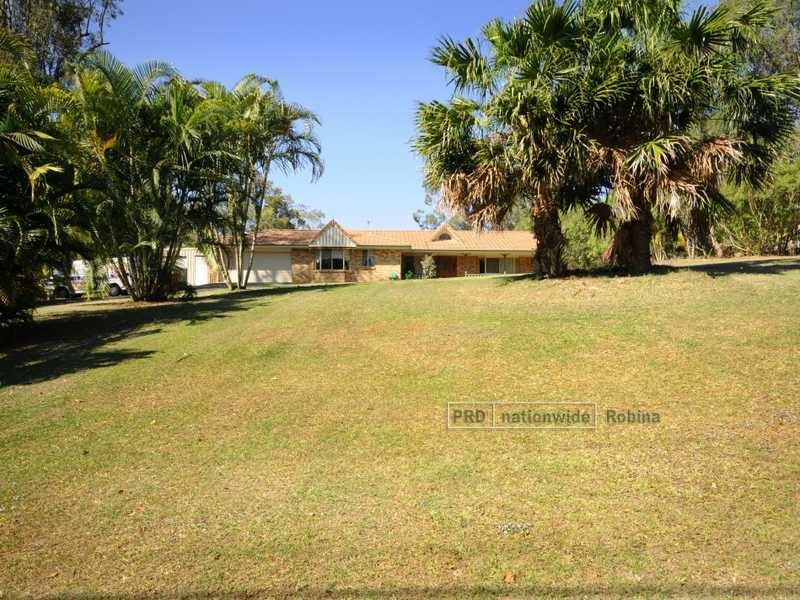 10 Columbine Way, Gaven QLD 4211